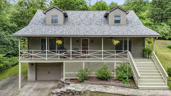 31 W Lake Shore Drive, Tunkhannock, PA 18657