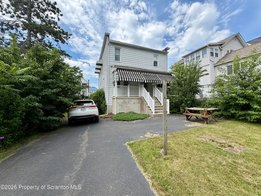 110 School Street, Carbondale, PA 18407 - #2