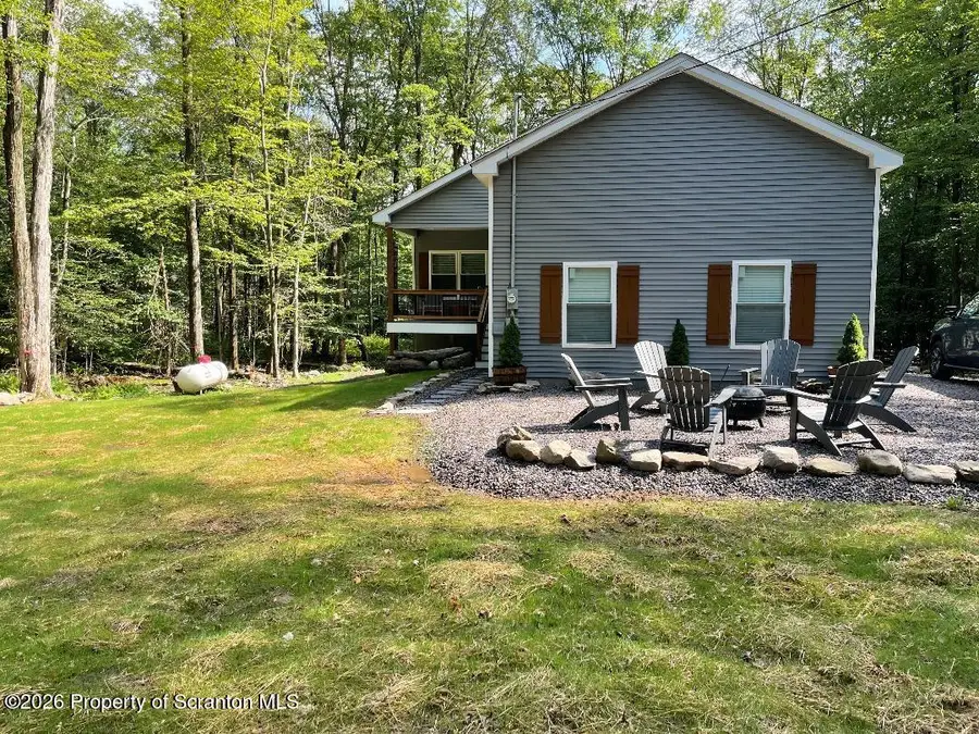 29 Fawn Court, Clifton, PA 18424 - #2