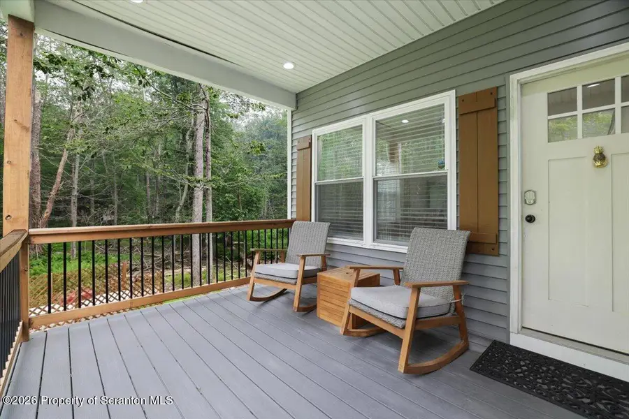 29 Fawn Court, Clifton, PA 18424 - #3