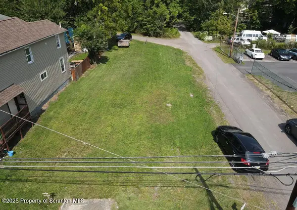 21 Walnut Street, Wilkes-Barre, PA 18702