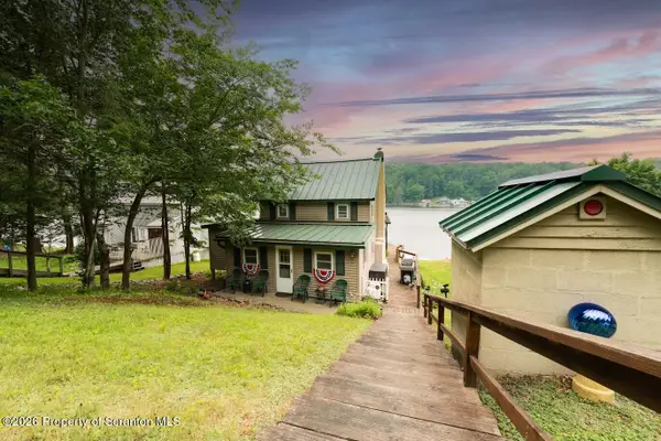 299 Road 4, Montrose, PA 18801