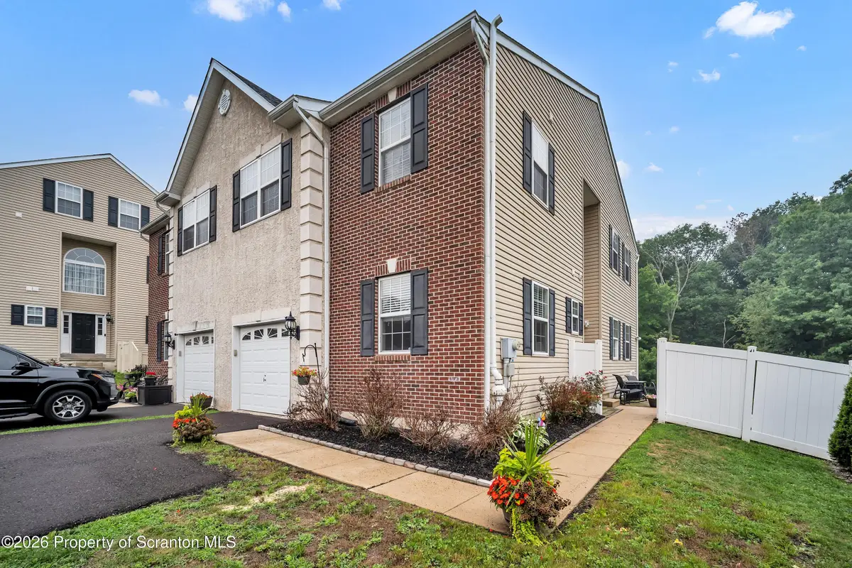 226 Clarkdale Lane, Gilbertsville, PA 19525 - #1