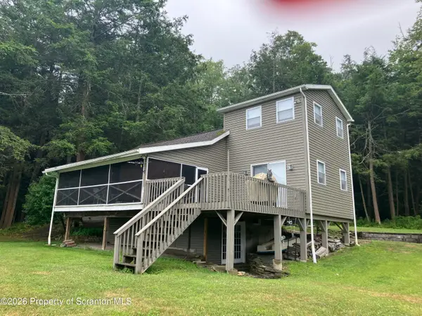 401 Upper Lake Road, New Milford, PA 18834