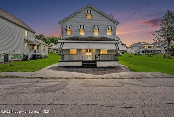 152 Harriet Street, Throop, PA 18512