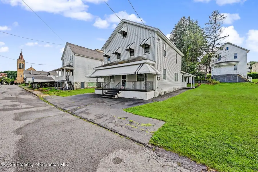152 Harriet Street, Throop, PA 18512 - #3