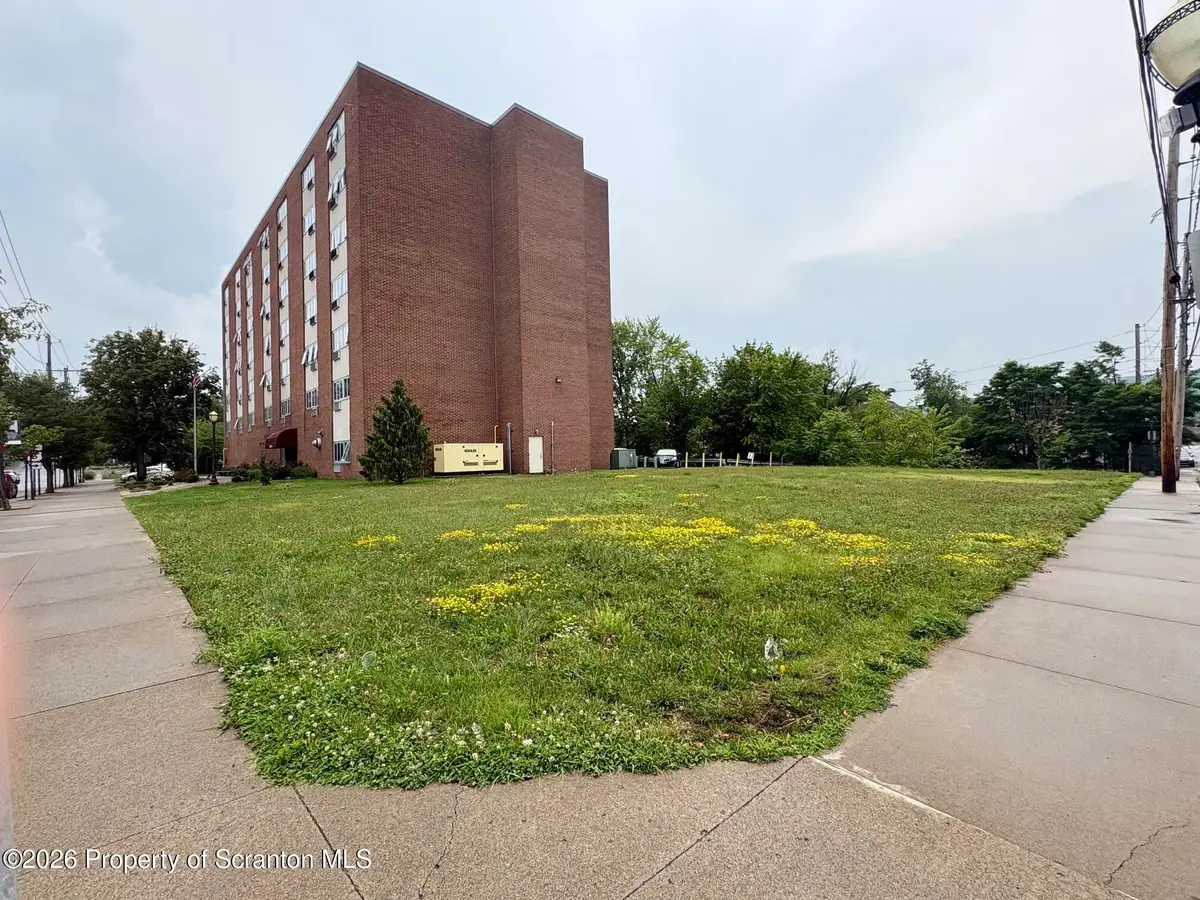 48 S Main Street, Carbondale, PA 18407 - #1