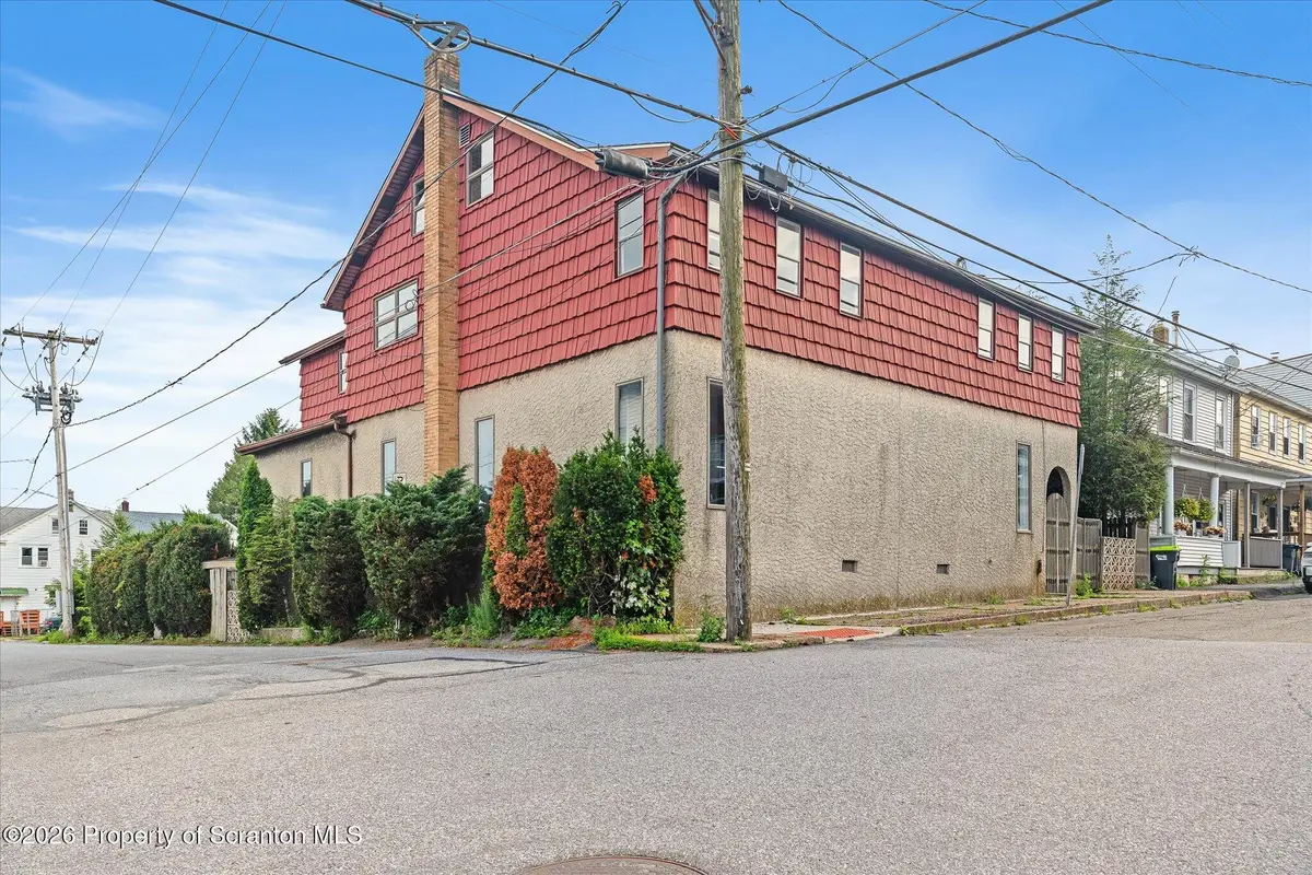 702-704 Walnut Street, Freeland, PA 18224 - #1