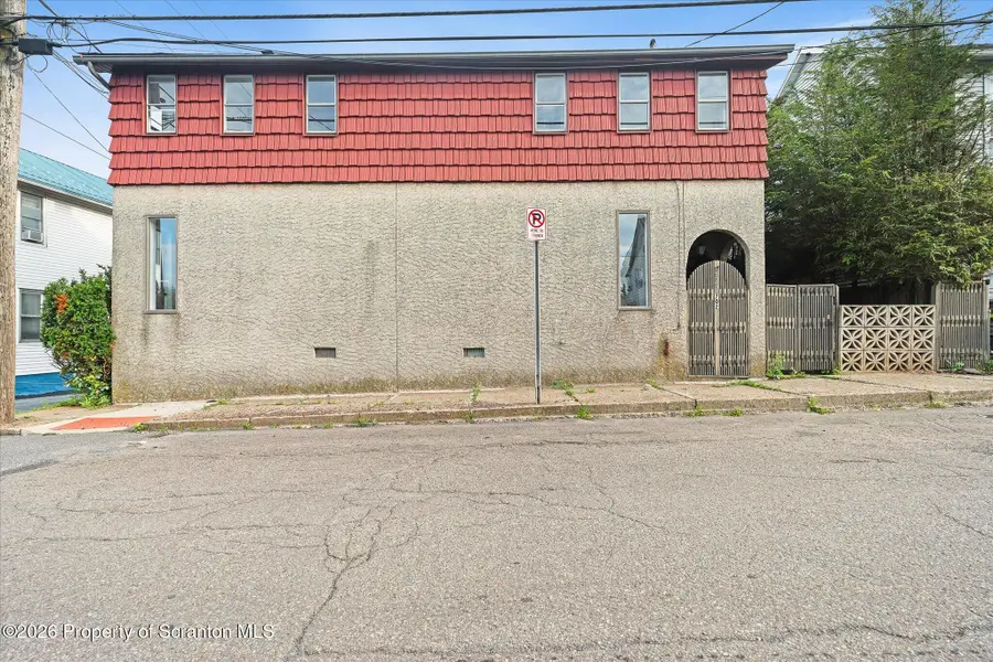 702-704 Walnut Street, Freeland, PA 18224 - #2
