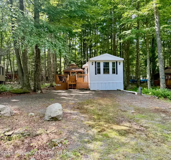 35 Cedar Drive, Covington Twp, PA 18424