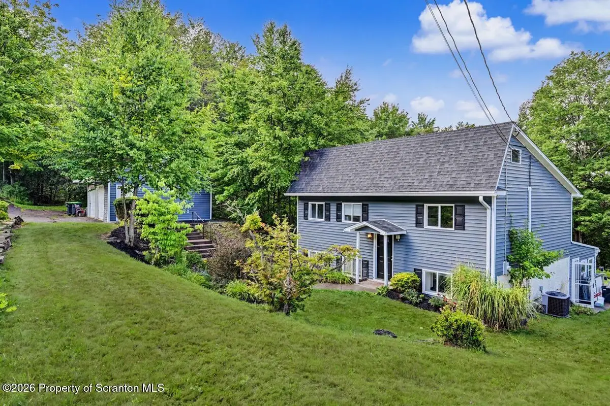 112 Mosswood Rd Road, Roaring Brook, PA 18444 - #1