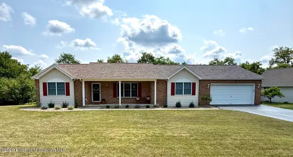 7 Overbrook Circle, Scranton, PA 18504