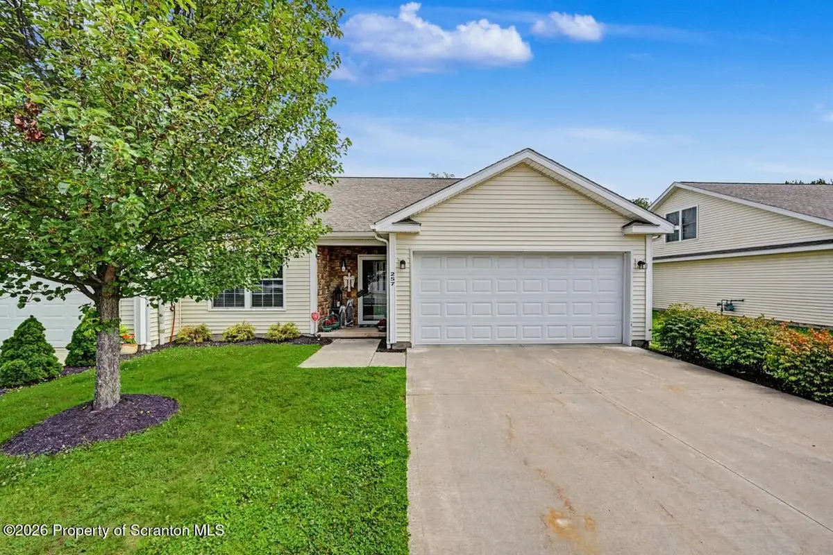 257 Foxtail Circle, Archbald, PA 18403 - #1