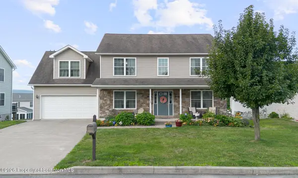 522 Wisteria Drive, Moosic, PA 18507
