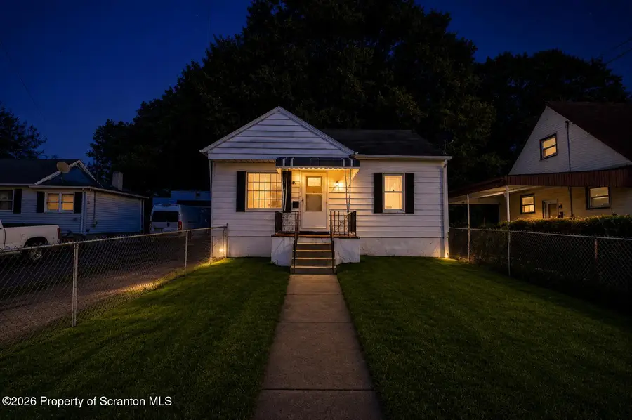 31 Salina Street, Moosic, PA 18507 - #3