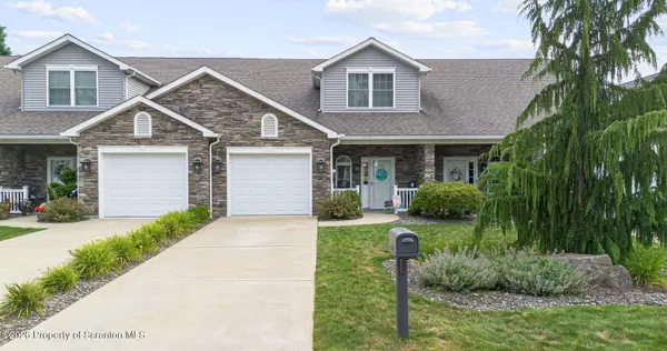 105 Forest Drive, Eynon, PA 18403