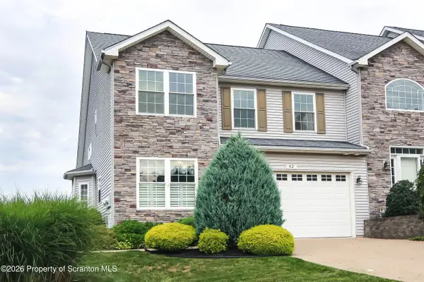 42 Grandview Drive, Pittston, PA 18640
