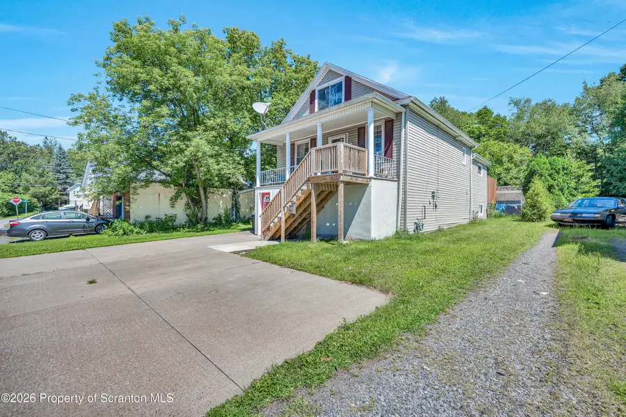 204 Hall Street, Throop, PA 18512 - #2