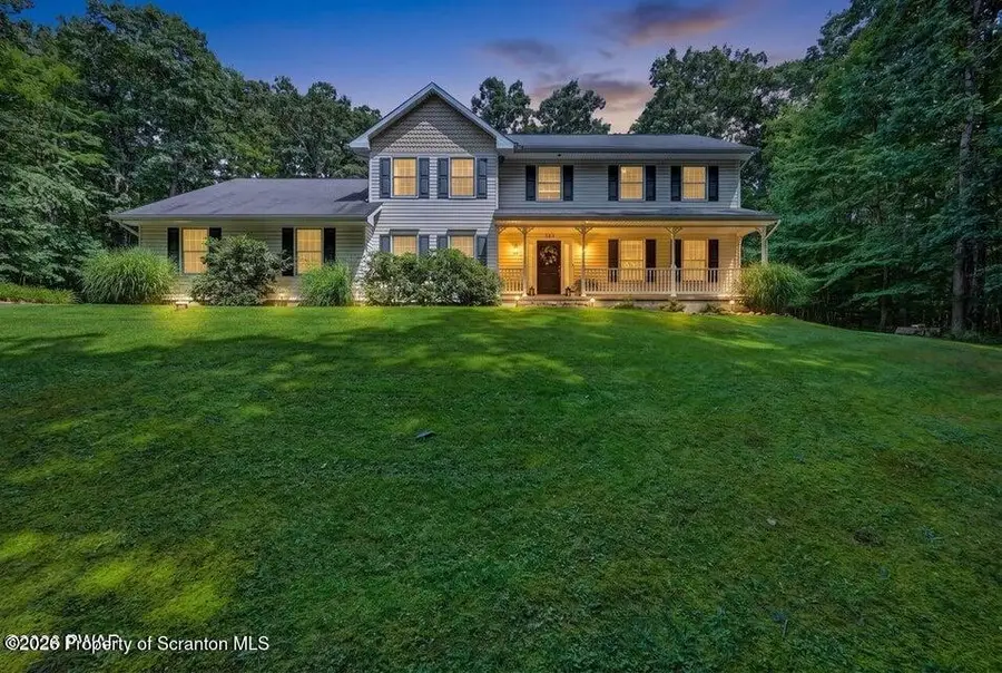 124 Windsor Way, Roaring Brook, PA 18444 - #2