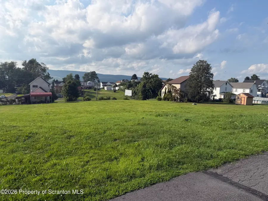 3337 Pittston Avenue, Moosic, PA 18507 - #2