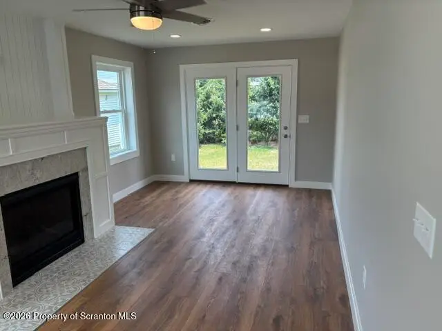 811 Goodman Street, Throop, PA 18512 - #3