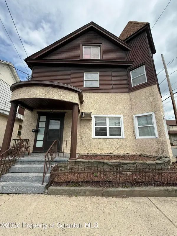 59 7th Avenue, Carbondale, PA 18407