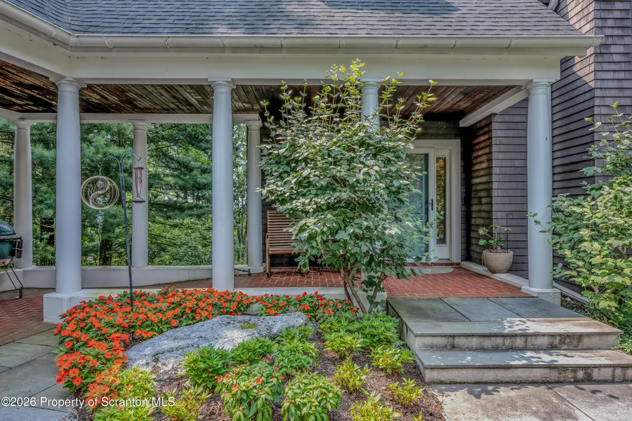208 Thoreau Drive, Moosic, PA 18507 - #2