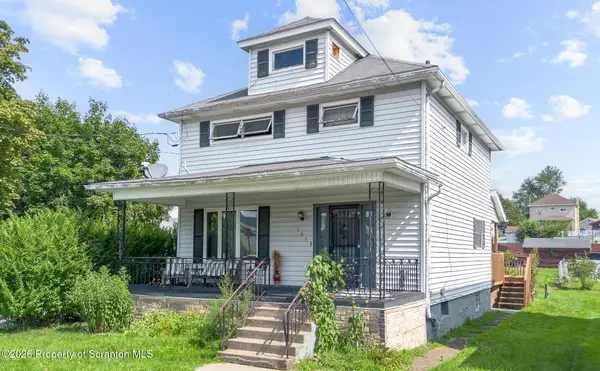 705 Clark Street, Throop, PA 18512