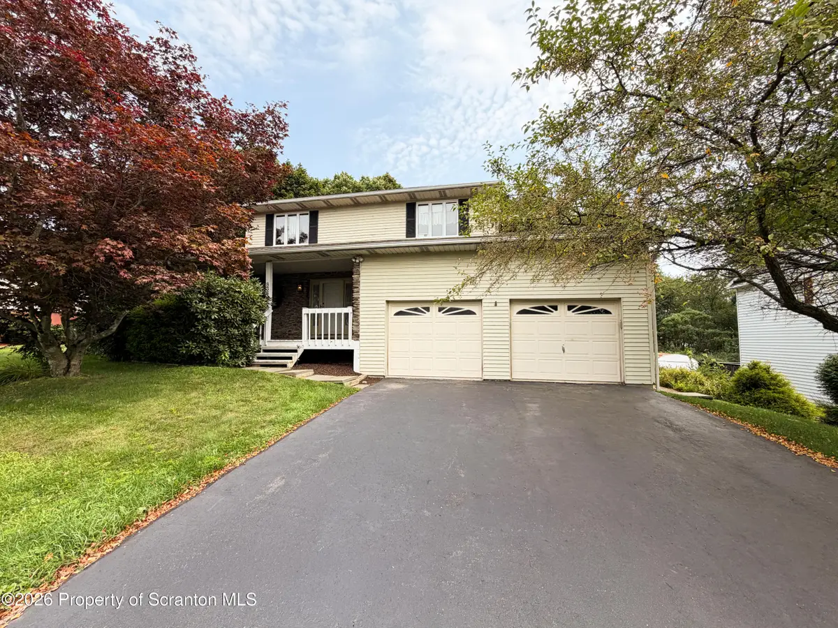 836 Laconia Circle, South Abington, PA 18411 - #1