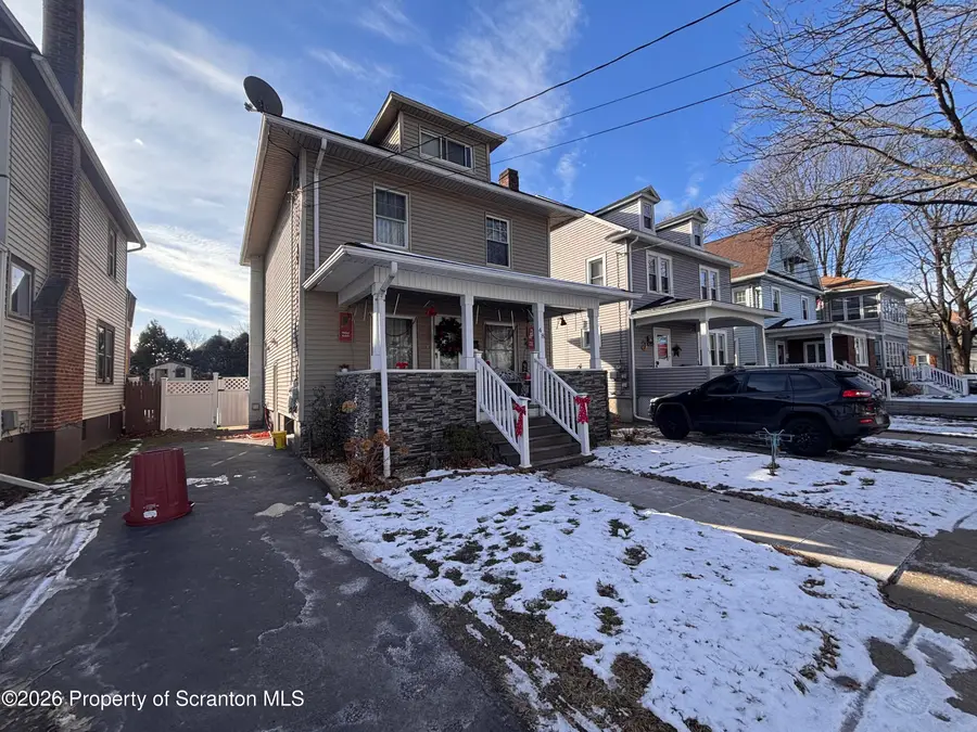 48 W Walnut Street, Kingston, PA 18704 - #2