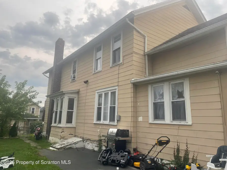 330-332 S 10th Avenue, Scranton, PA 18504 - #2