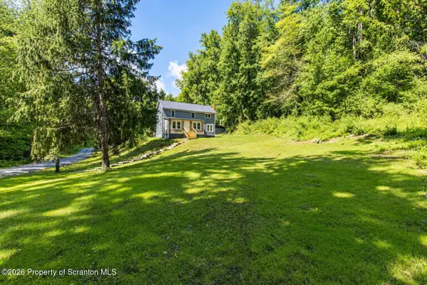 567 Sandy Valley Drive, Falls, PA 18615