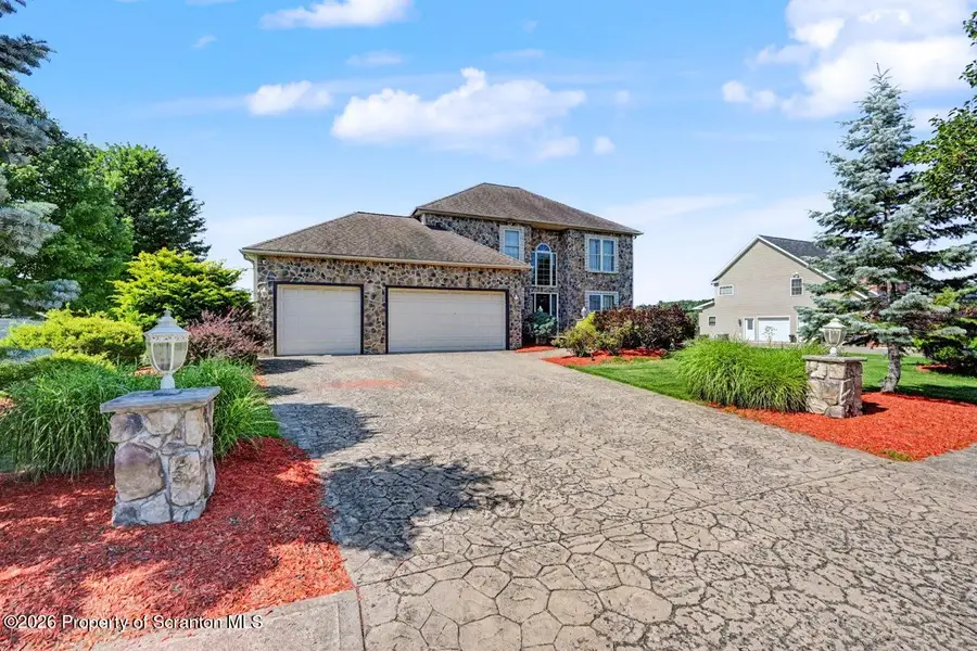 417 Varsity Drive, Throop, PA 18512 - #2