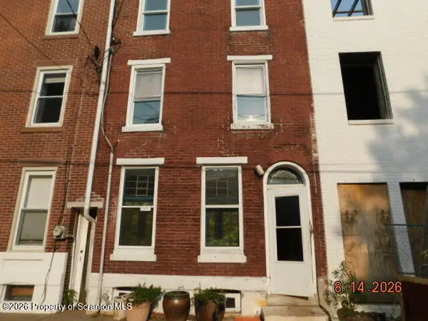 847 Corinthian Avenue, Philadelphia, PA 19148