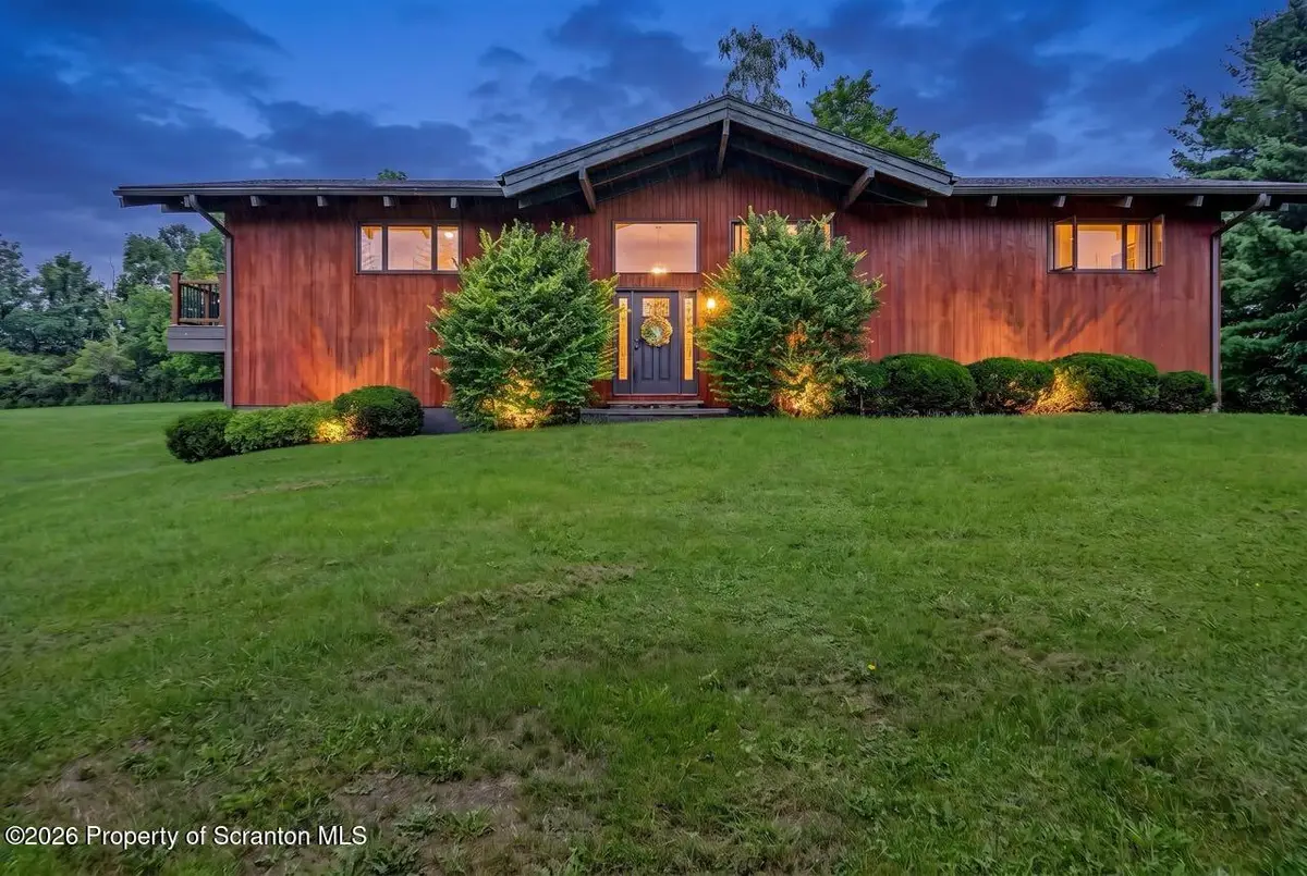 101 Show Kase Road, Clifford, PA 18421 - #1