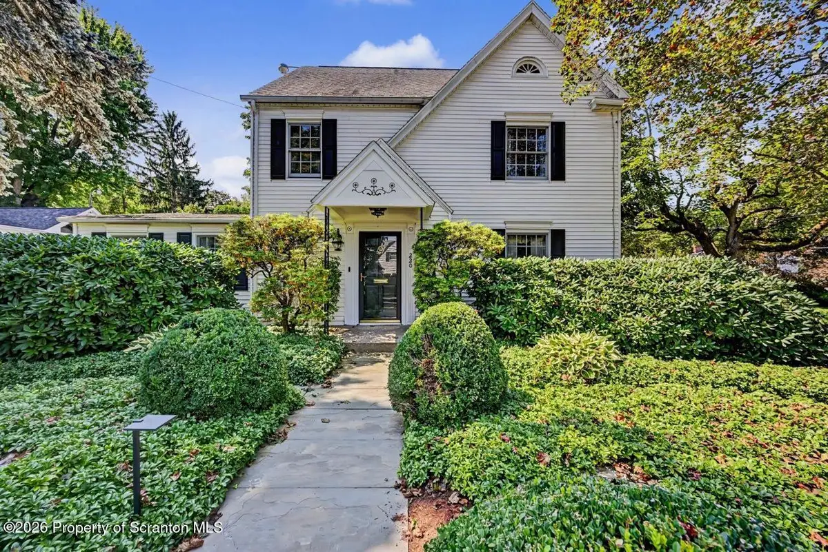 220 Holly Lane, Clarks Summit, PA 18411 - #1