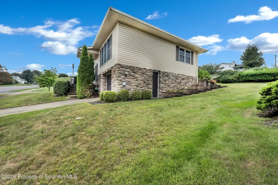 518 Shirley Lane, Dunmore, PA 18512 - #3