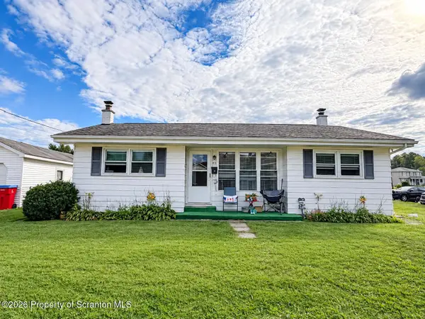 415 Franklin Street, Jermyn, PA 18433