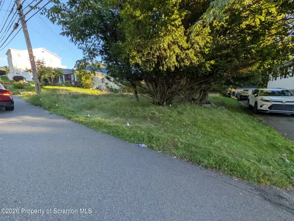 1338 E Elm Street, Scranton, PA 18505