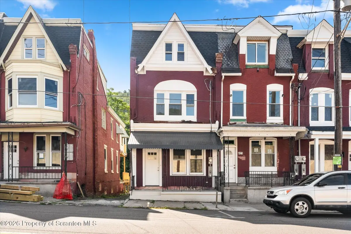 423 Mauch Chunk Street, Pottsville, PA 17901 - #1