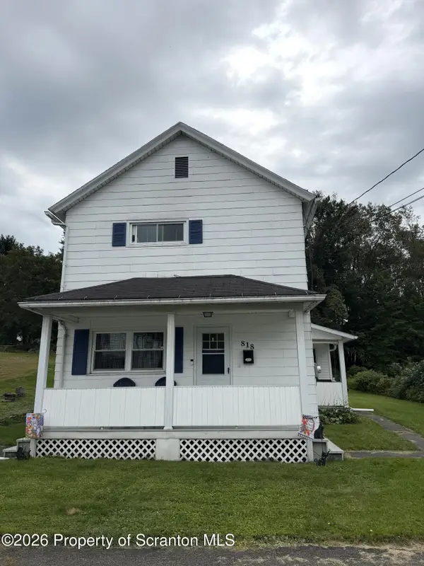 818 Hill Street, Mayfield, PA 18433