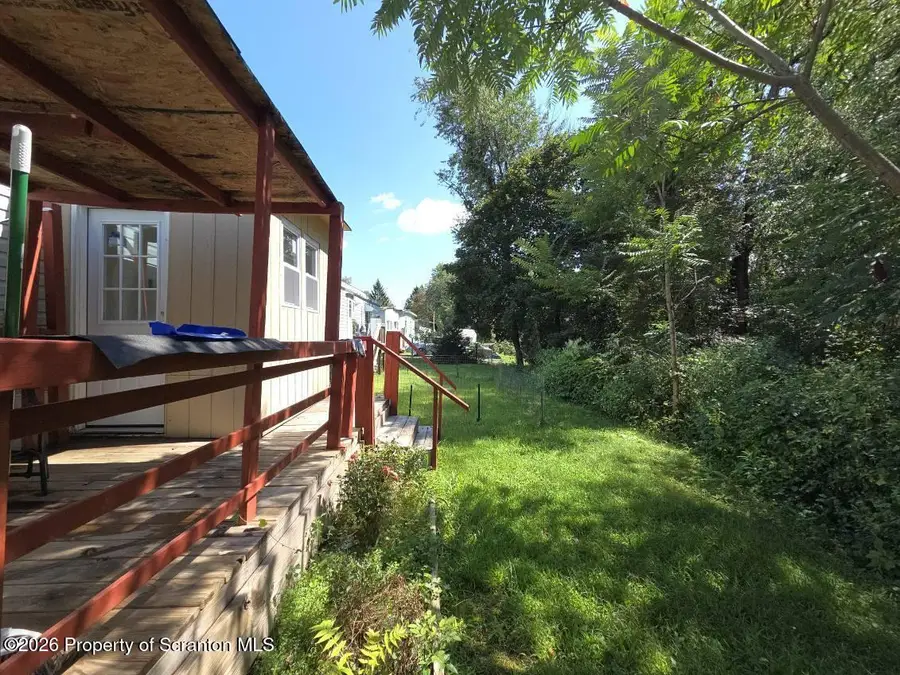 17 Rockledge Terrace, Taylor, PA 18517 - #2
