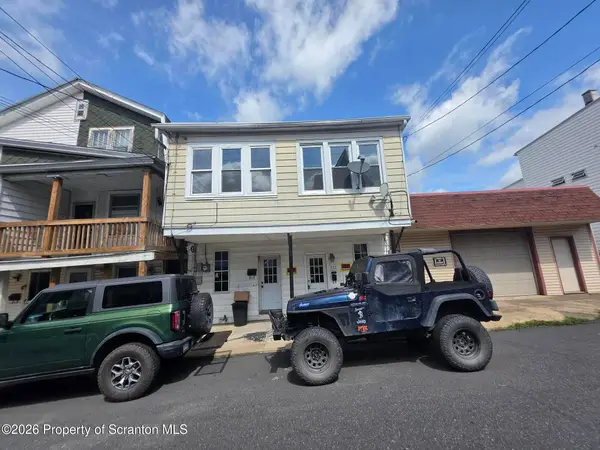 325 W Saylor Street #323, Mount Carmel, PA 17851