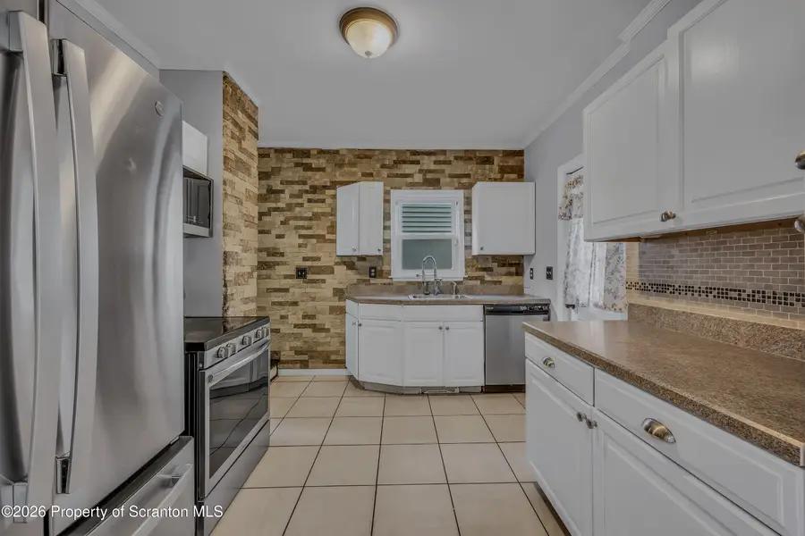 451 W Market Street, Scranton, PA 18508 - #3