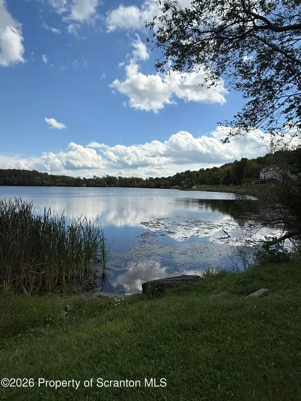 1582 Heart Lake Road, Scott Twp, PA 18433