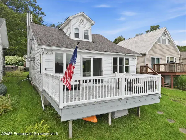 59 W Shore Drive, Thompson, PA 18465