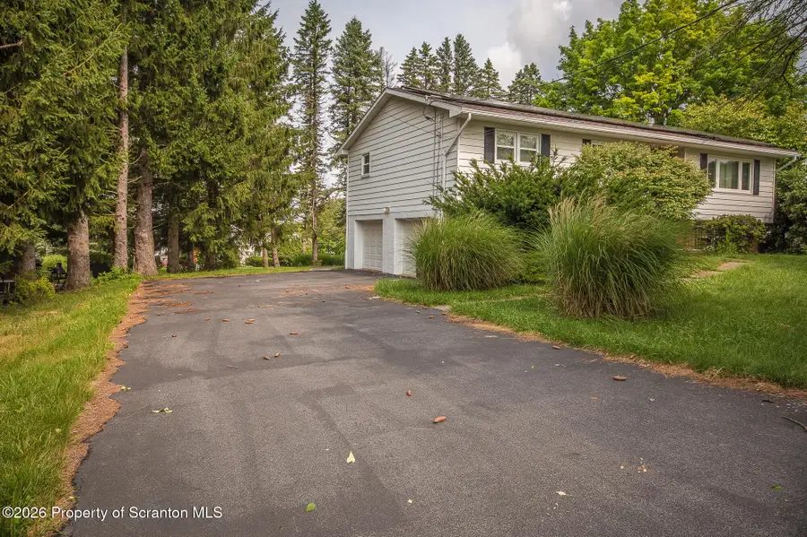 537 Gladiola Drive, Clarks Summit, PA 18411 - #3