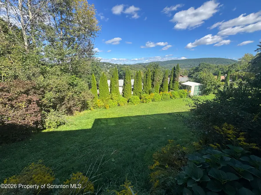 303 1/2 Tulip Circle, Clarks Summit, PA 18411 - #2