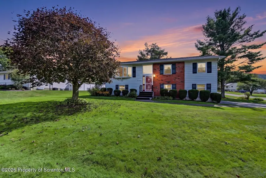 900 Oakwood Drive, South Abington, PA 18411 - #2