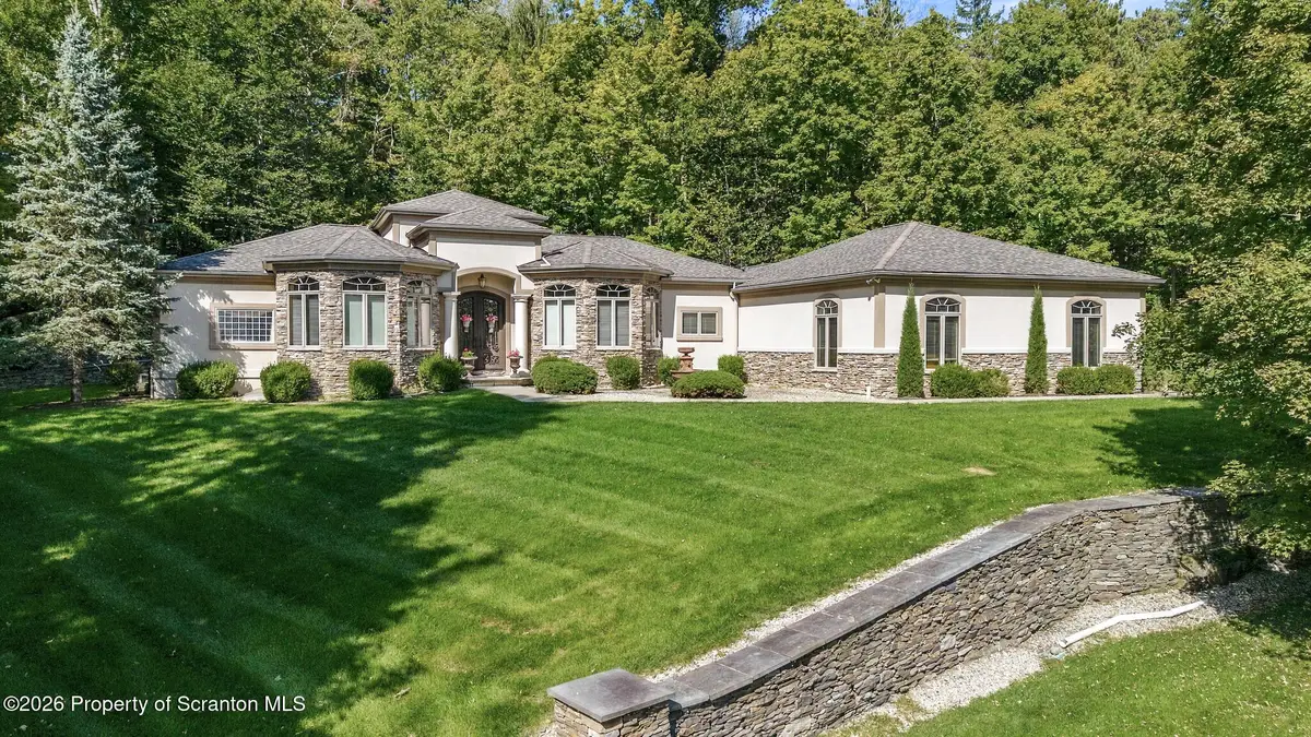 1004 Oakford Woods, Waverly, PA 18471 - #1